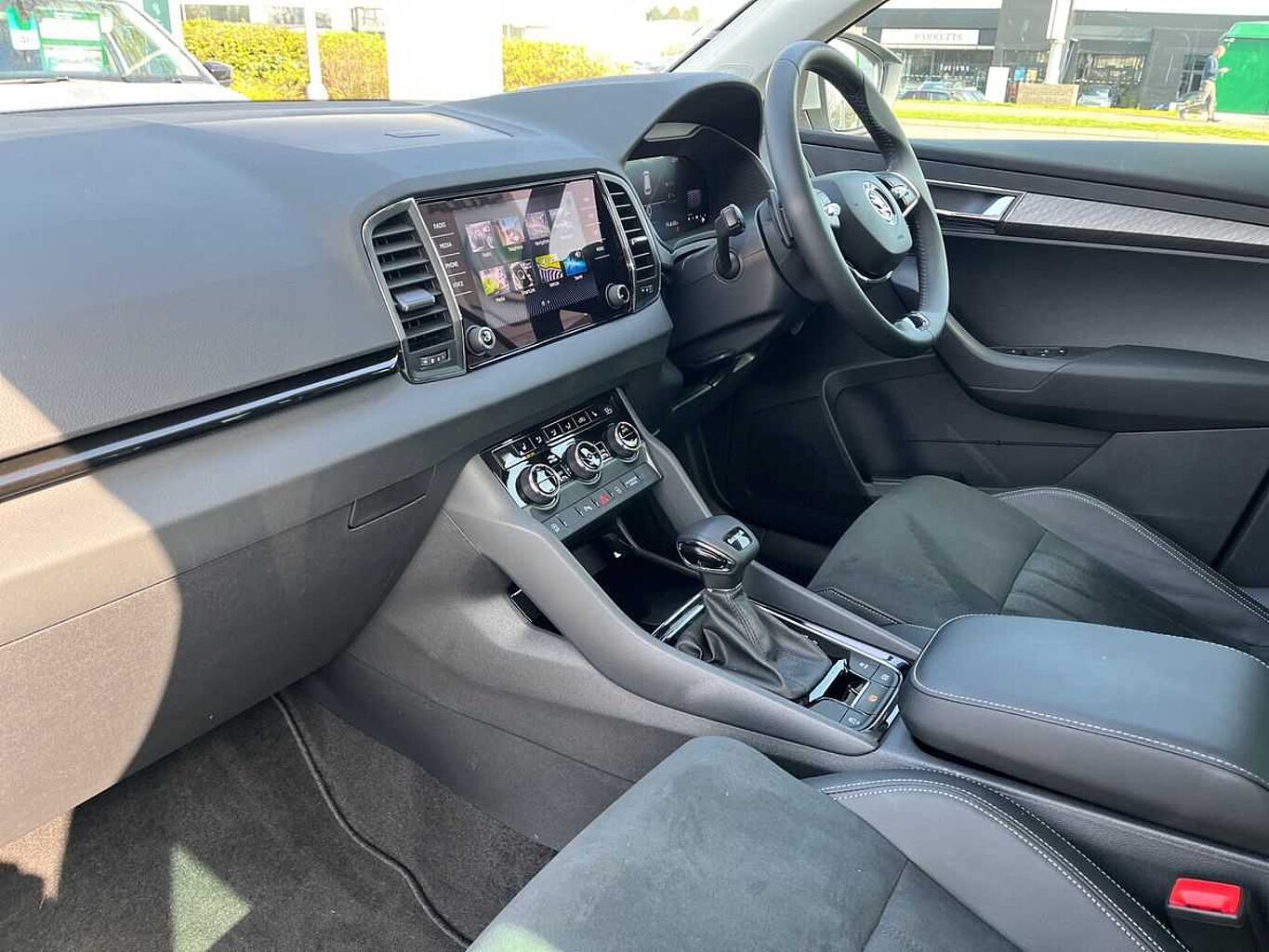 SKODA Karoq SUV 1.5 TSI (150ps) SE L ACT DSG
